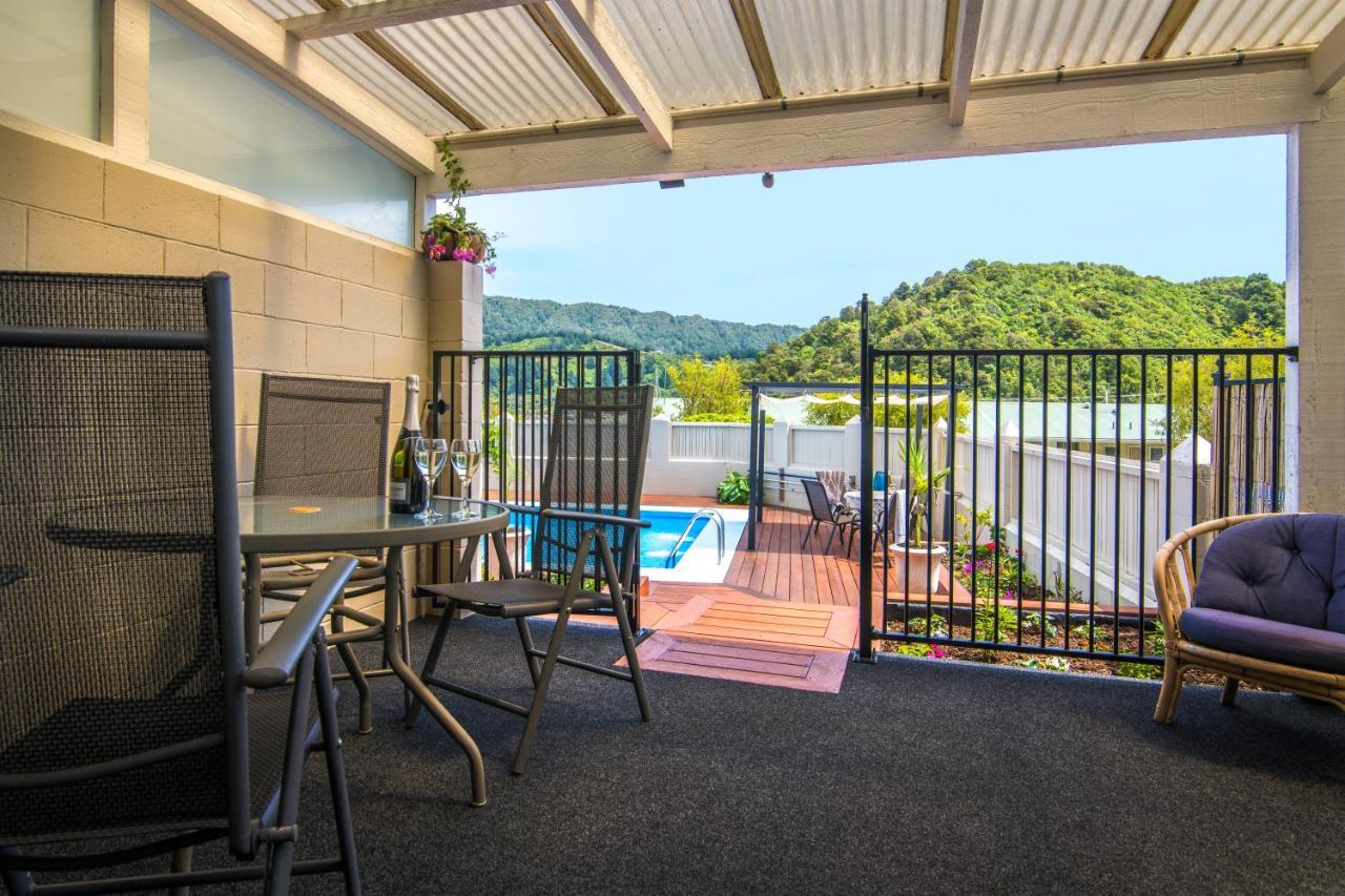 Fabulous Apartment With Private Spa Pool & Gym Picton Esterno foto